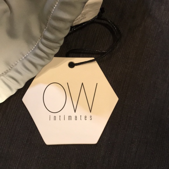 OW Intimates Scandinavia swimsuit top - Picture 9 of 9